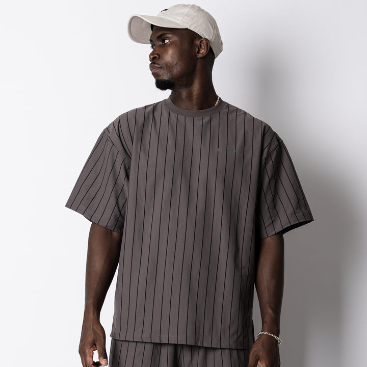 【8/7発売】STRIPE META DRY OVERSIZED SS TEE