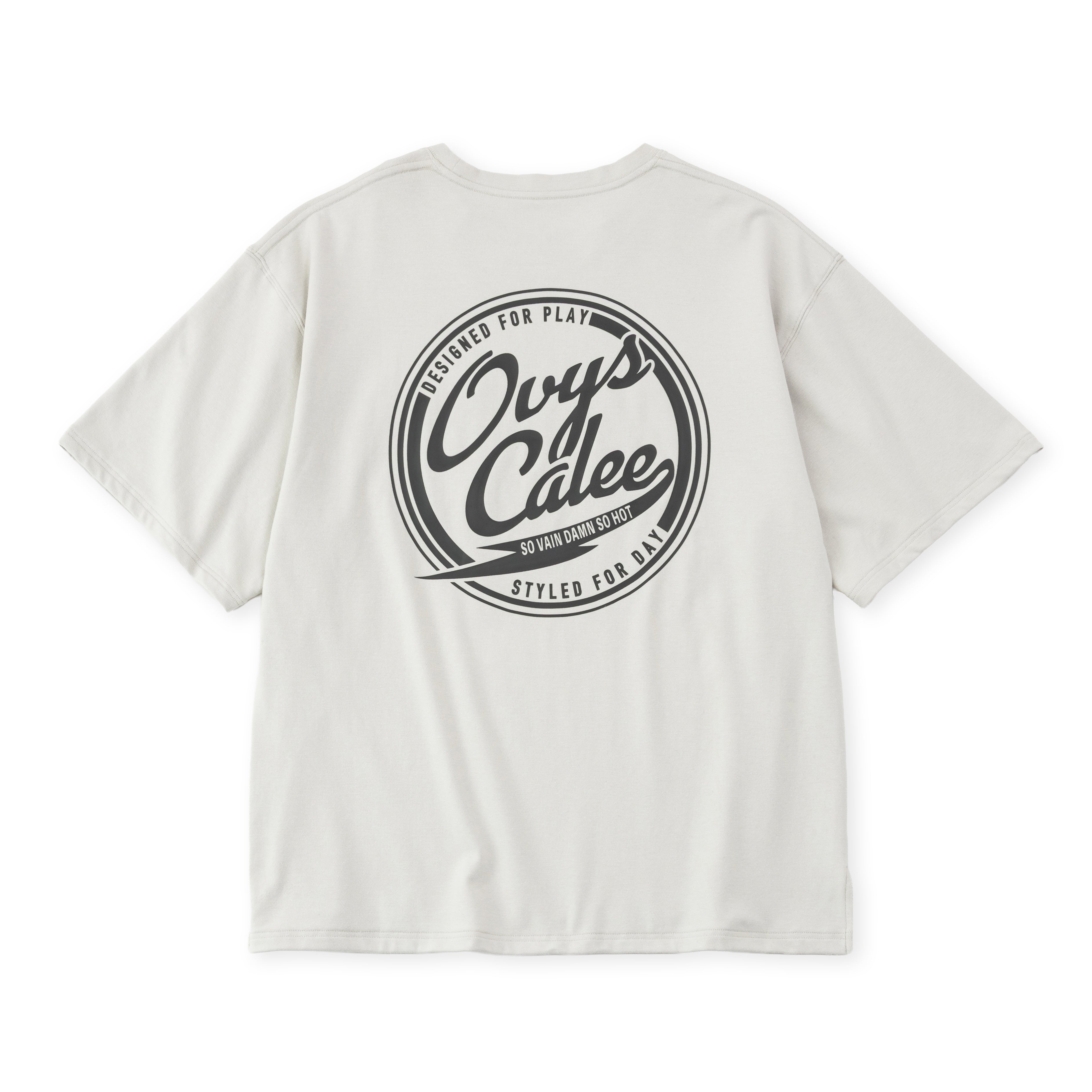 CALEE × ovys LOGO C-MESH OVERSIZED PKT SS TEE – ovys(オーヴィーズ)