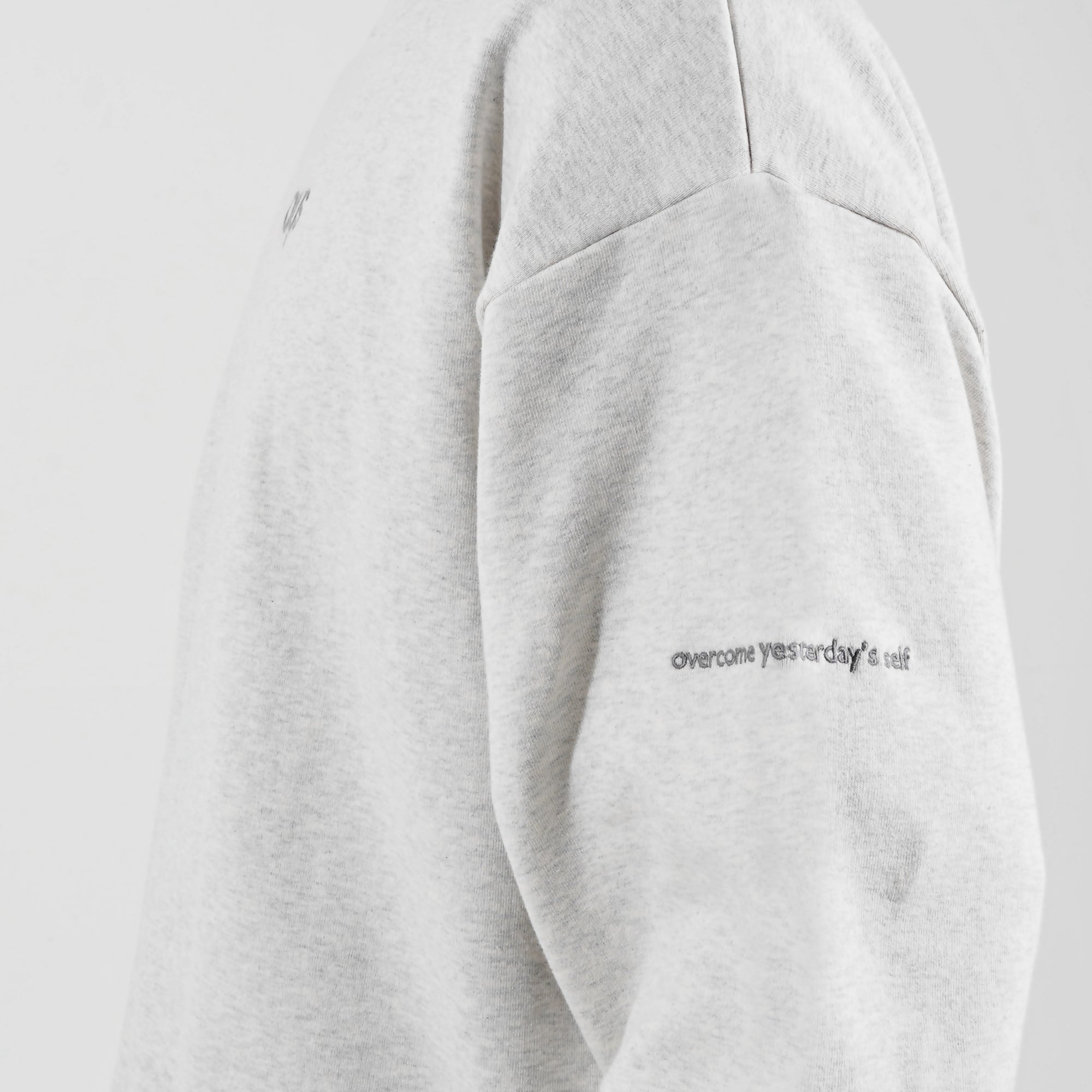 メンズ【ovys公式】オーガニックコットンヘビー裏毛ミニロゴクルー