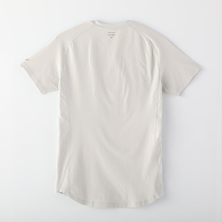 オーガニックコットンストレッチタイトフィットTシャツのICY WHITEの平置き画像後ろです