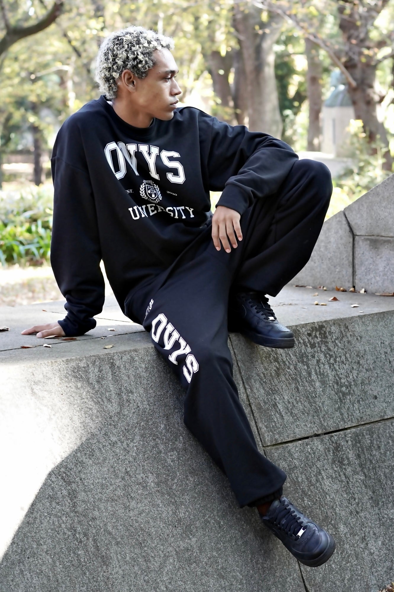 student apathy × oriensのスウェットパンツです！ student apathy